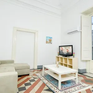  Casa vacanze Edificio Storico - 2 Piani - Centro Di